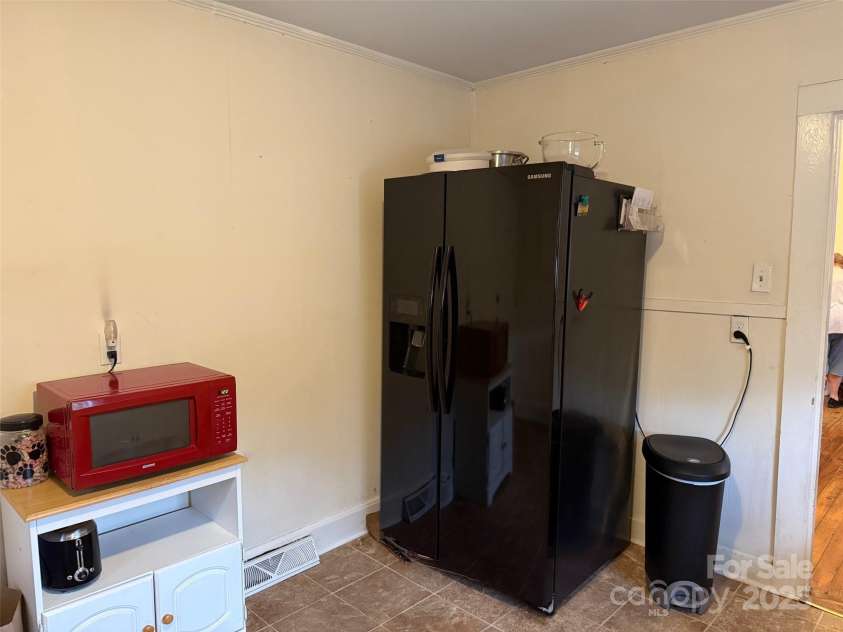 202 Ingram Street, Kershaw, SC 29067.  MLS# CAR4300565, YatesRealty ID 2841. 