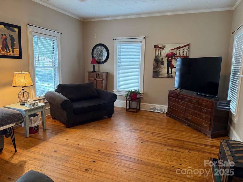 202 Ingram Street, Kershaw, SC 29067.  MLS# CAR4300565, YatesRealty ID 2841. 