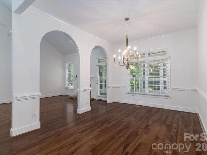 21121 Blakely Shores Drive, Cornelius, NC 28031.  MLS# CAR4382912, YatesRealty ID 28410. 