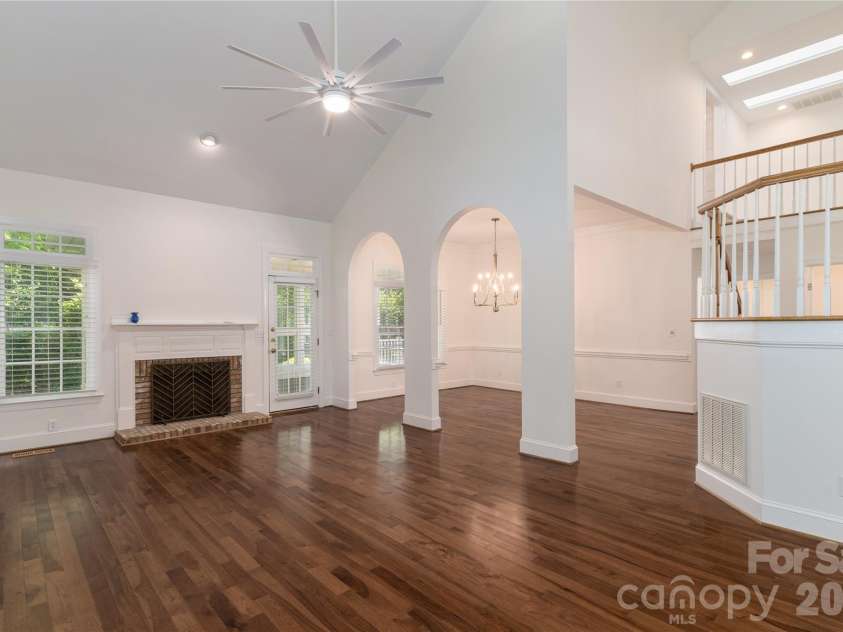 21121 Blakely Shores Drive, Cornelius, NC 28031.  MLS# CAR4382912, YatesRealty ID 28410. 