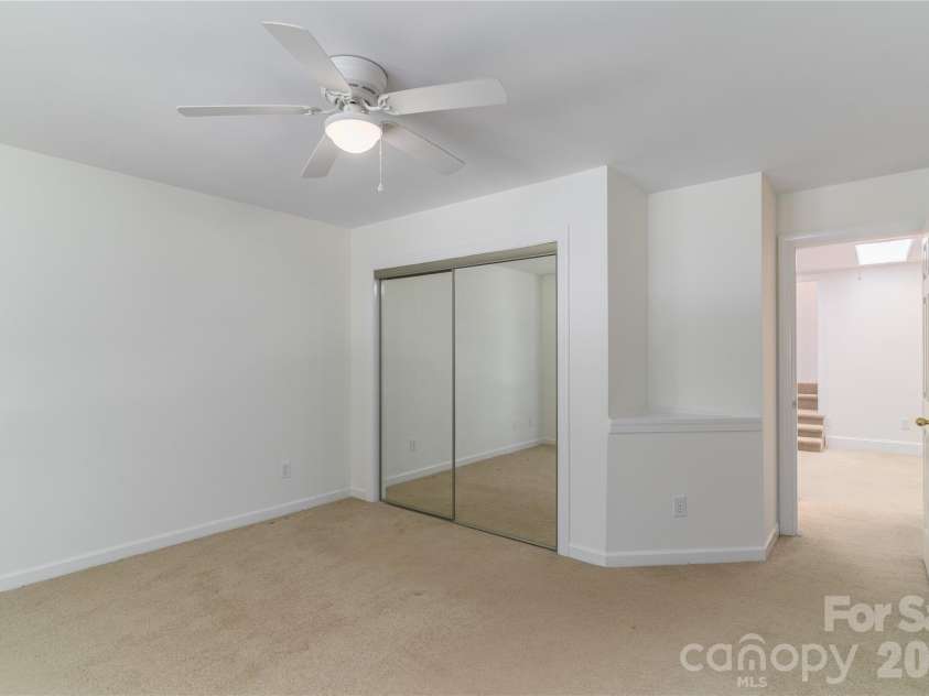 21121 Blakely Shores Drive, Cornelius, NC 28031.  MLS# CAR4382912, YatesRealty ID 28410. 