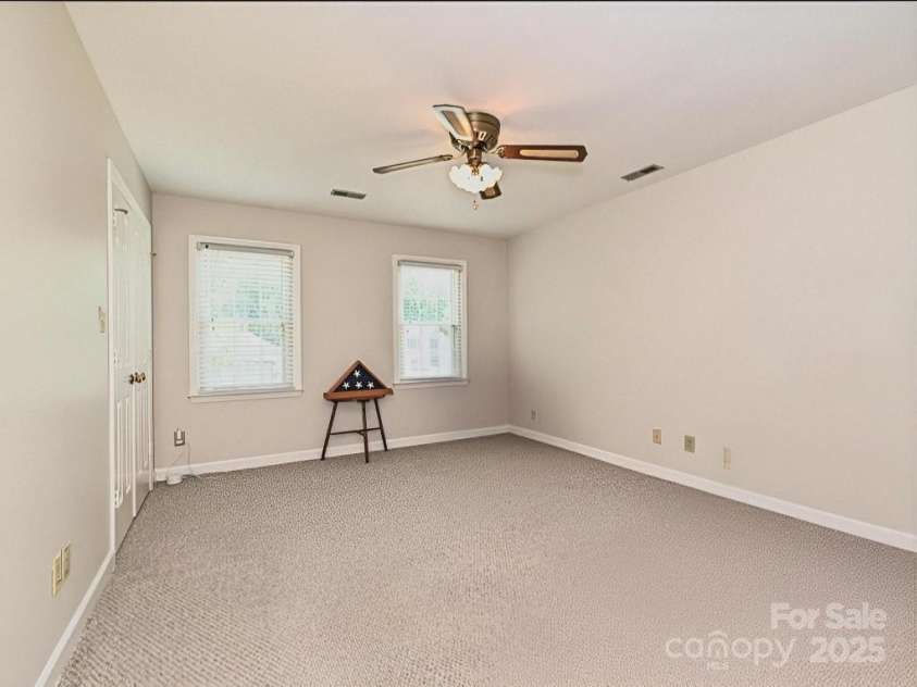 2621 Brightmoor Ridge Drive, Matthews, NC 28105.  MLS# CAR4275858, YatesRealty ID 28410. 