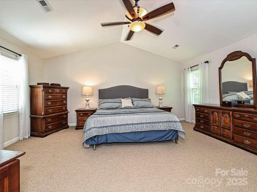 2621 Brightmoor Ridge Drive, Matthews, NC 28105.  MLS# CAR4275858, YatesRealty ID 28410. Primary Bedroom