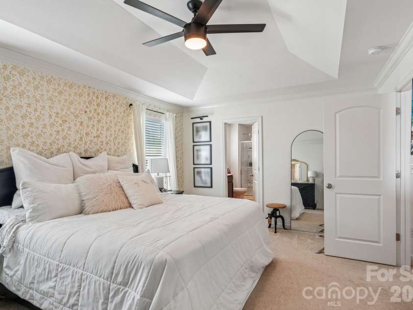 817 Alexander Commons Drive, Monroe, NC 28112.  MLS# CAR4386450, YatesRealty ID 28411. 
