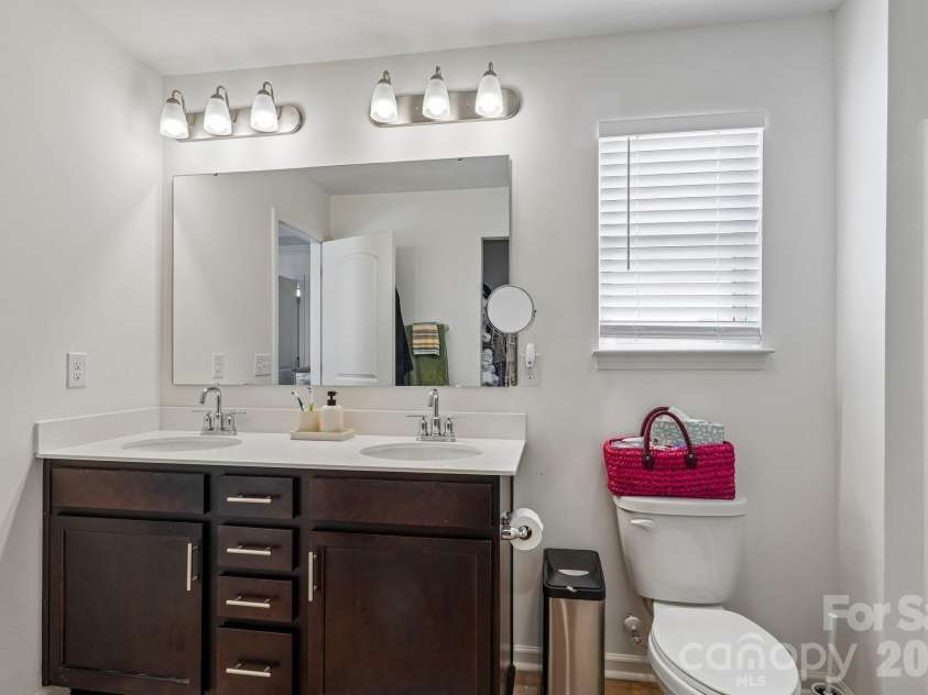817 Alexander Commons Drive, Monroe, NC 28112.  MLS# CAR4386450, YatesRealty ID 28411. 