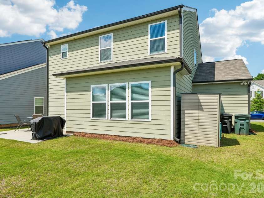 817 Alexander Commons Drive, Monroe, NC 28112.  MLS# CAR4386450, YatesRealty ID 28411. 