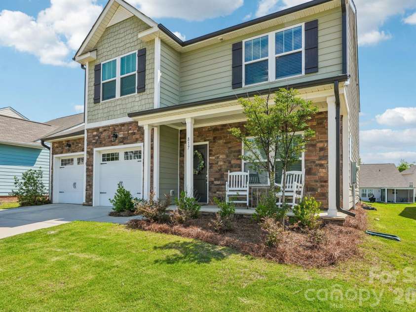 817 Alexander Commons Drive, Monroe, NC 28112.  MLS# CAR4386450, YatesRealty ID 28411. 