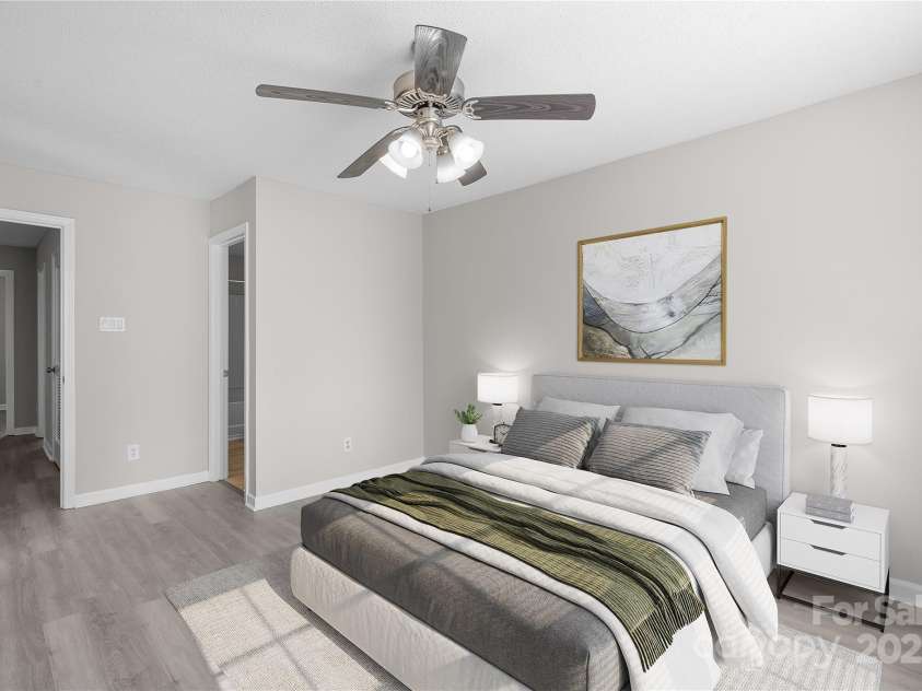 2707 Cochrane Drive, Charlotte, NC 28269.  MLS# CAR4326012, YatesRealty ID 28412. 