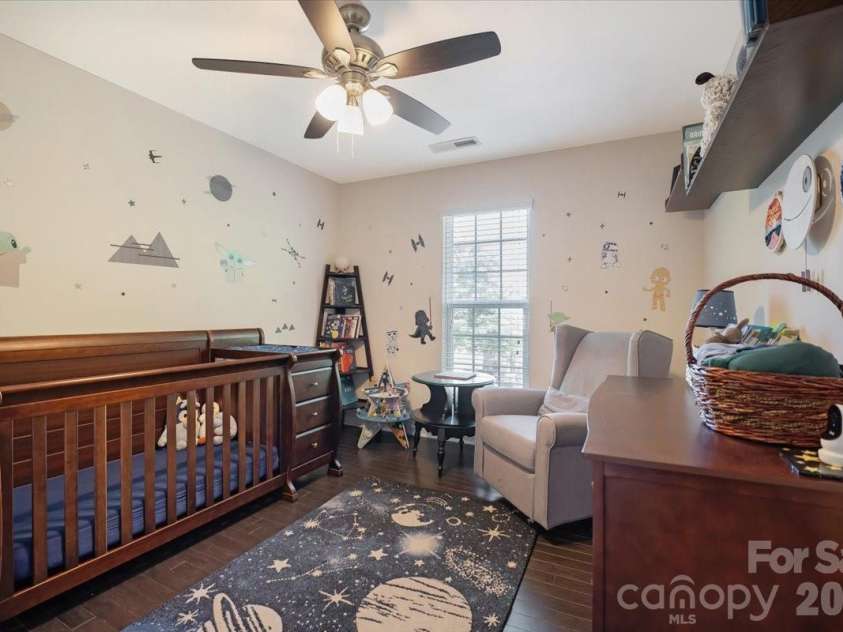5122 Mount Clare Lane, Charlotte, NC 28210.  MLS# CAR4387557, YatesRealty ID 28414. 