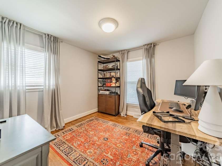 3723 Litchfield Road, Charlotte, NC 28211.  MLS# CAR4387629, YatesRealty ID 28415. 