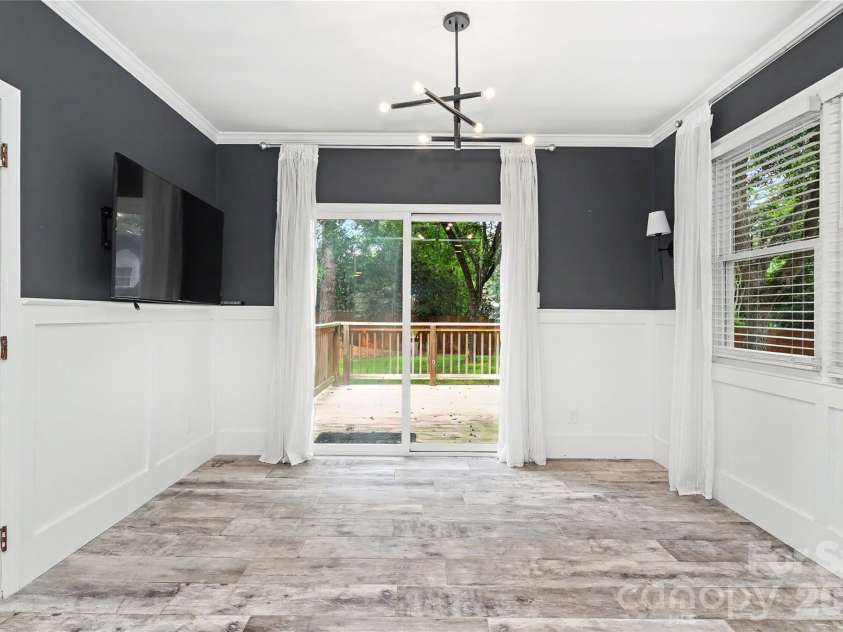 3723 Litchfield Road, Charlotte, NC 28211.  MLS# CAR4387629, YatesRealty ID 28415. 