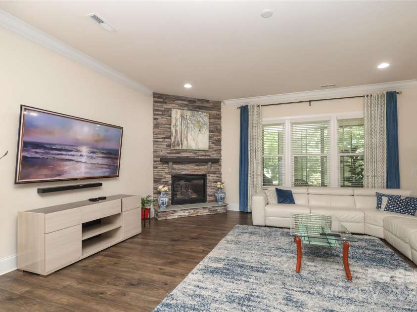 398 Hampton Trail Drive, Fort Mill, SC 29708.  MLS# CAR4271025, YatesRealty ID 28415. Family Room
