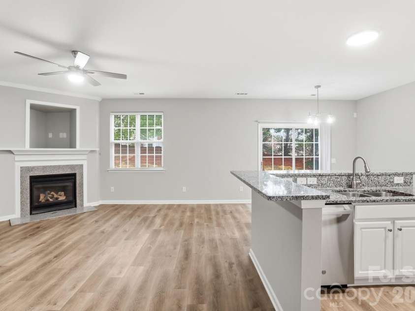 16844 Kettlewell Lane, Charlotte, NC 28277.  MLS# CAR4386413, YatesRealty ID 28417. 