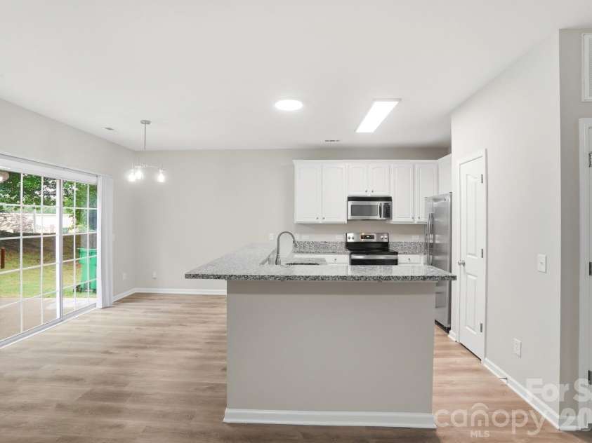 16844 Kettlewell Lane, Charlotte, NC 28277.  MLS# CAR4386413, YatesRealty ID 28417. 
