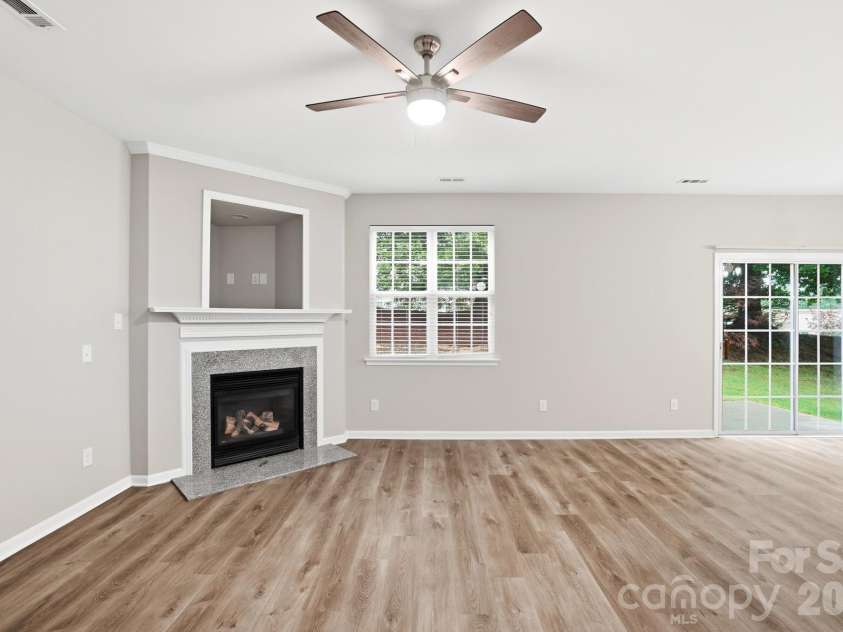 16844 Kettlewell Lane, Charlotte, NC 28277.  MLS# CAR4386413, YatesRealty ID 28417. 