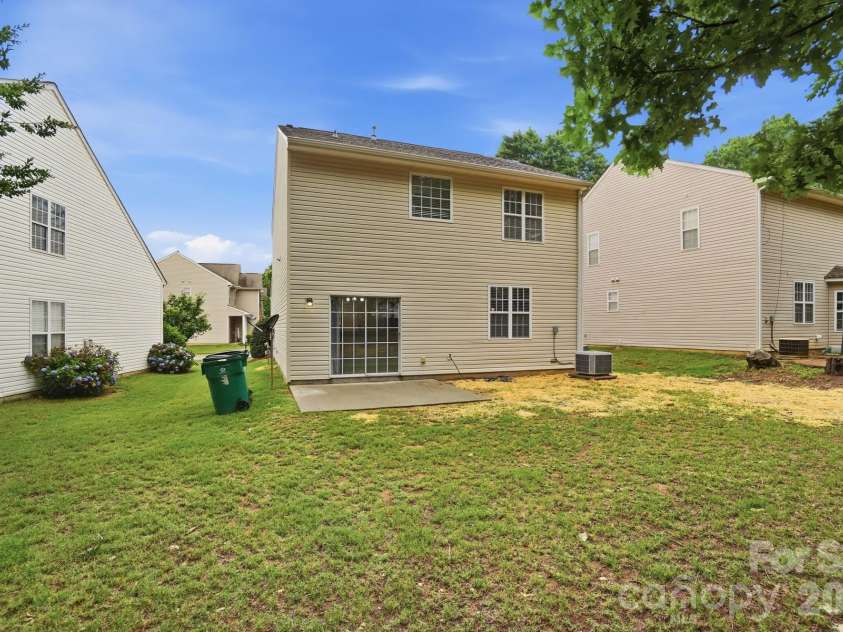16844 Kettlewell Lane, Charlotte, NC 28277.  MLS# CAR4386413, YatesRealty ID 28417. 