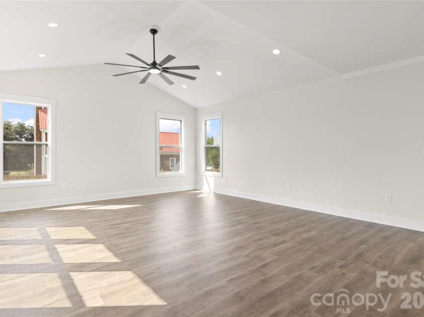 2589 Polo Lane, Maiden, NC 28650.  MLS# CAR4299931, YatesRealty ID 28419. 