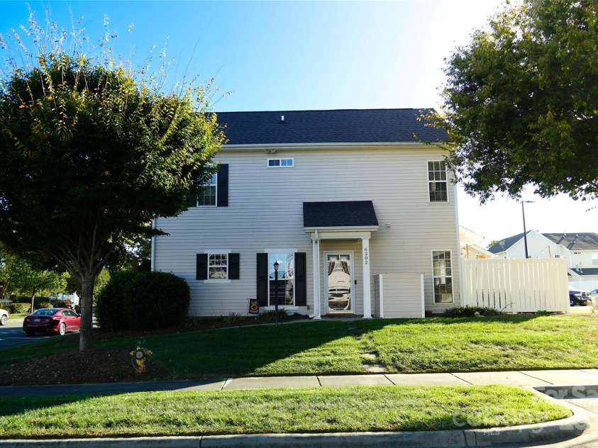 6202 Lentz Way, Harrisburg, NC 28075.  MLS# CAR4311649, YatesRealty ID 2842. 
