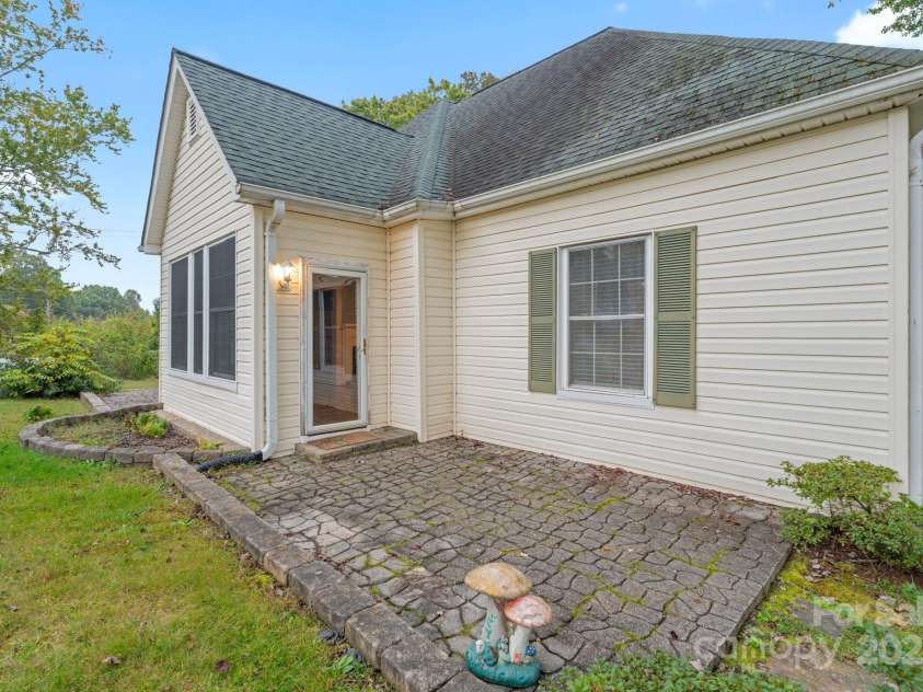 6921 Harmony Grove Road, Nebo, NC 28761.  MLS# CAR4311048, YatesRealty ID 2842. 