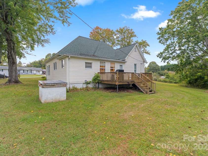 6921 Harmony Grove Road, Nebo, NC 28761.  MLS# CAR4311048, YatesRealty ID 2842. 