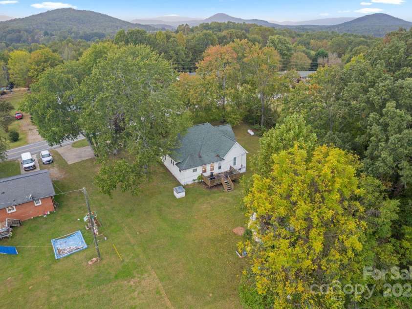 6921 Harmony Grove Road, Nebo, NC 28761.  MLS# CAR4311048, YatesRealty ID 2842. 