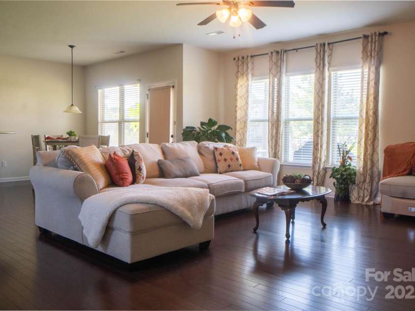 3942 Kestrel Lane, Fort Mill, SC 29707.  MLS# CAR4280875, YatesRealty ID 28421. 