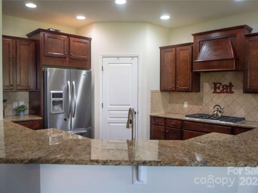 3942 Kestrel Lane, Fort Mill, SC 29707.  MLS# CAR4280875, YatesRealty ID 28421. 