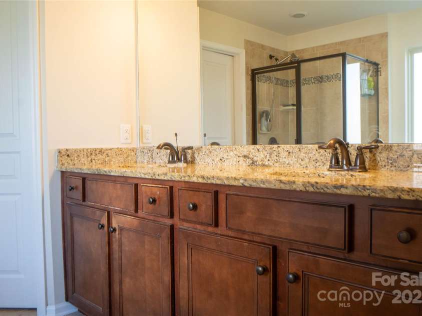 3942 Kestrel Lane, Fort Mill, SC 29707.  MLS# CAR4280875, YatesRealty ID 28421. 