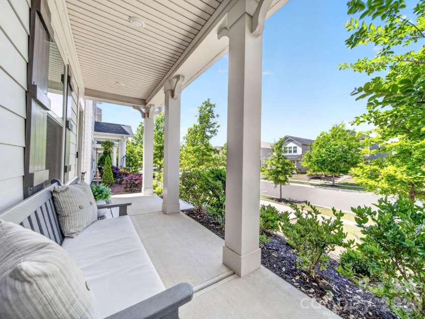 11721 Mesquite Road, Huntersville, NC 28078.  MLS# CAR4377053, YatesRealty ID 28422. Covered Front Porch 