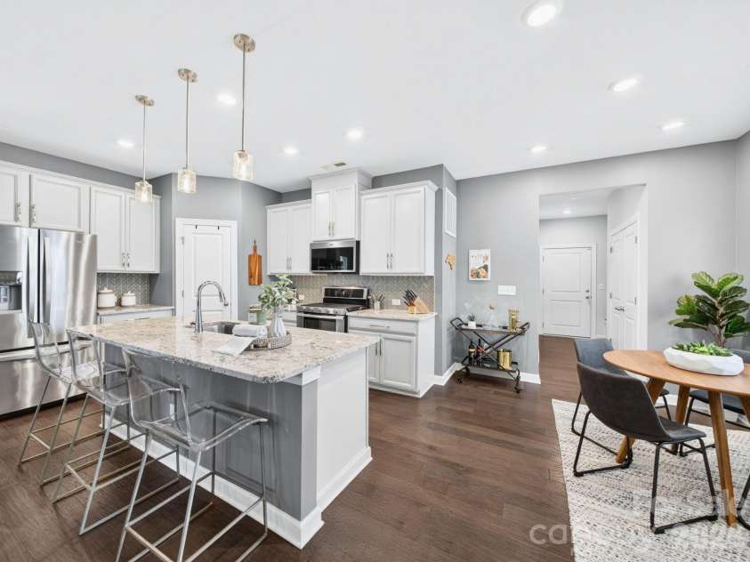 11721 Mesquite Road, Huntersville, NC 28078.  MLS# CAR4377053, YatesRealty ID 28422. Kitchen 