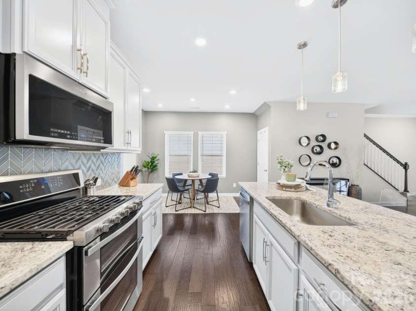 11721 Mesquite Road, Huntersville, NC 28078.  MLS# CAR4377053, YatesRealty ID 28422. Kitchen 
