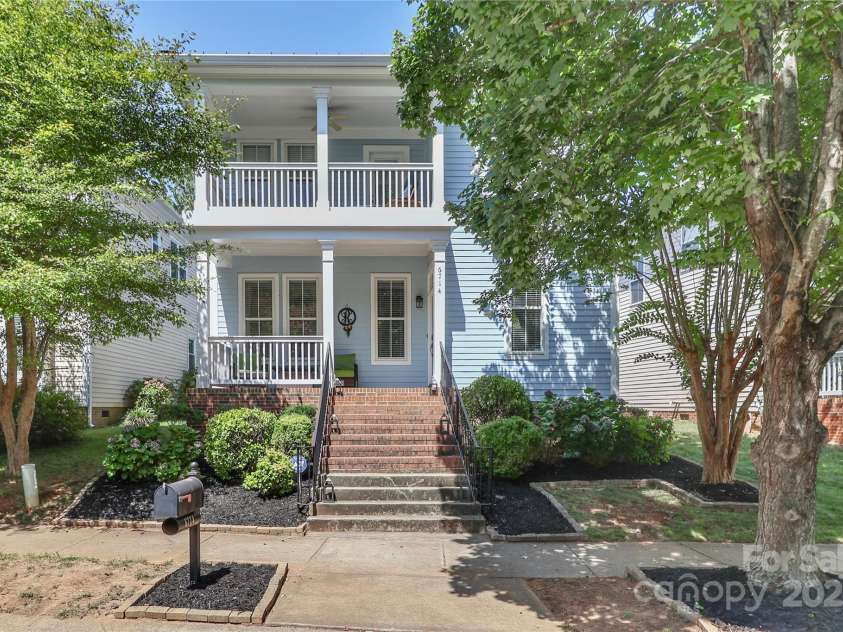 6714 Park Meadows Place, Huntersville, NC 28078.  MLS# CAR4285507, YatesRealty ID 28422. 