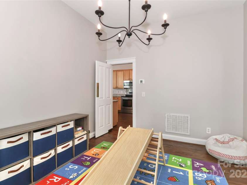 6714 Park Meadows Place, Huntersville, NC 28078.  MLS# CAR4285507, YatesRealty ID 28422. 