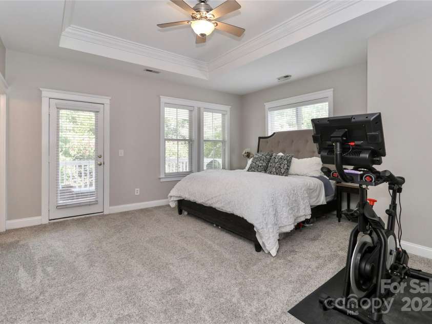 6714 Park Meadows Place, Huntersville, NC 28078.  MLS# CAR4285507, YatesRealty ID 28422. 