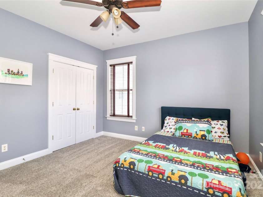 6714 Park Meadows Place, Huntersville, NC 28078.  MLS# CAR4285507, YatesRealty ID 28422. 