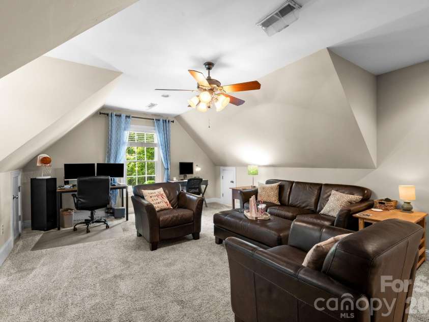 3146 Beaver Dam Drive, Monroe, NC 28110.  MLS# CAR4388037, YatesRealty ID 28423. 