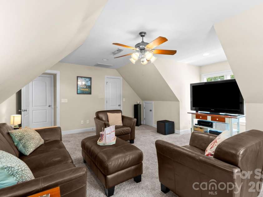 3146 Beaver Dam Drive, Monroe, NC 28110.  MLS# CAR4388037, YatesRealty ID 28423. 