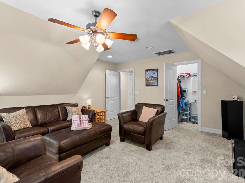 3146 Beaver Dam Drive, Monroe, NC 28110.  MLS# CAR4388037, YatesRealty ID 28423. 