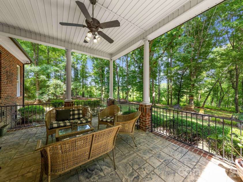 3146 Beaver Dam Drive, Monroe, NC 28110.  MLS# CAR4388037, YatesRealty ID 28423. 