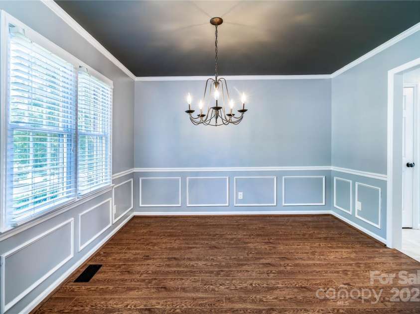 732 Deerfield Drive, Mount Holly, NC 28021.  MLS# CAR4285514, YatesRealty ID 28423. 