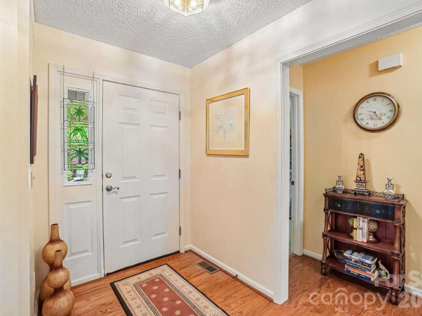7 St Andrews Drive, Etowah, NC 28729.  MLS# CAR4388193, YatesRealty ID 28424. 