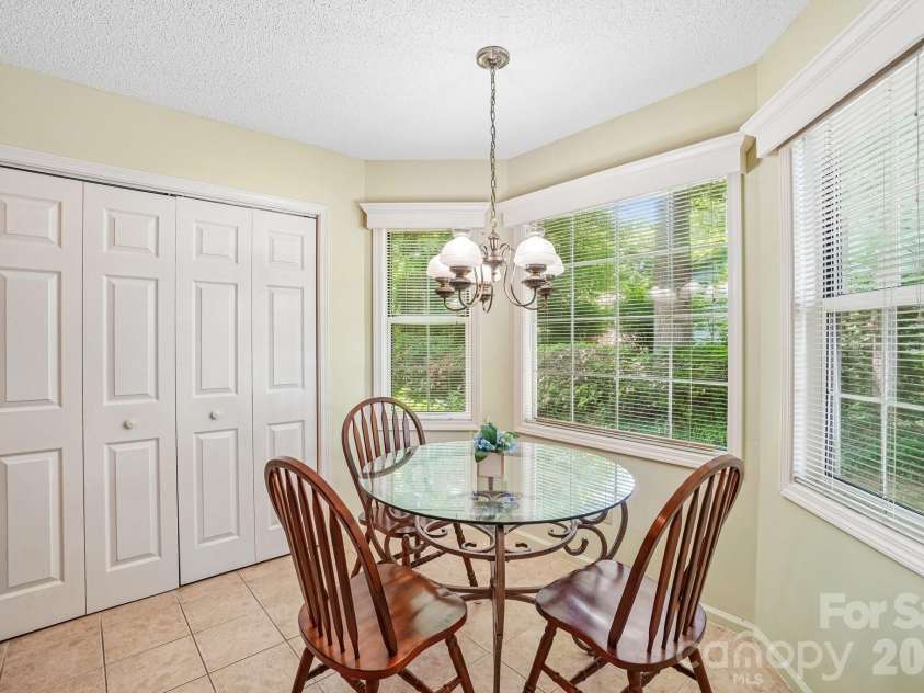 7 St Andrews Drive, Etowah, NC 28729.  MLS# CAR4388193, YatesRealty ID 28424. 