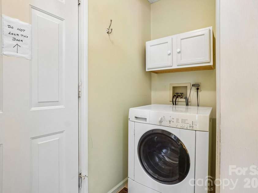 7 St Andrews Drive, Etowah, NC 28729.  MLS# CAR4388193, YatesRealty ID 28424. 