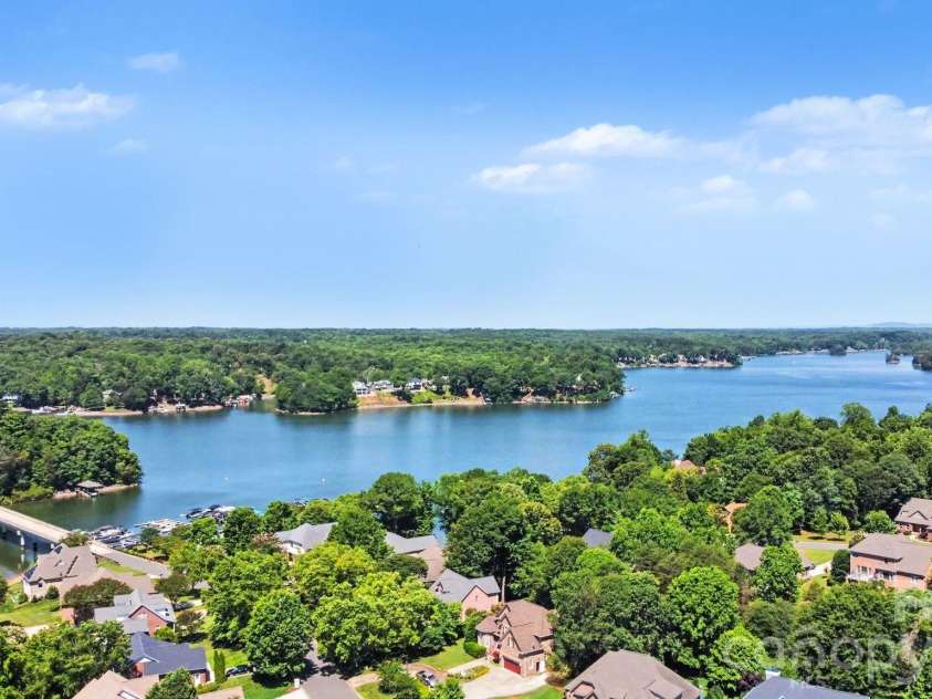 198 Windemere Isle Road, Statesville, NC 28677.  MLS# CAR4390033, YatesRealty ID 28425. 