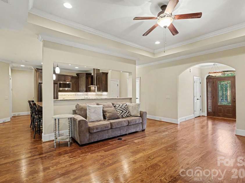 198 Windemere Isle Road, Statesville, NC 28677.  MLS# CAR4390033, YatesRealty ID 28425. 