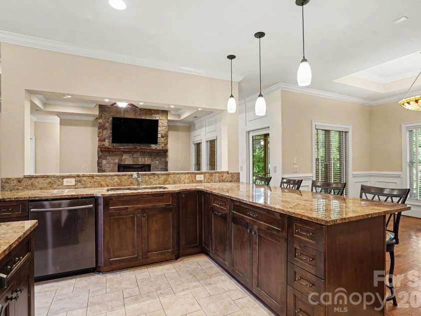 198 Windemere Isle Road, Statesville, NC 28677.  MLS# CAR4390033, YatesRealty ID 28425. 