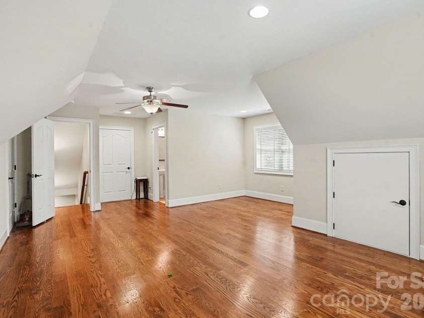 198 Windemere Isle Road, Statesville, NC 28677.  MLS# CAR4390033, YatesRealty ID 28425. 