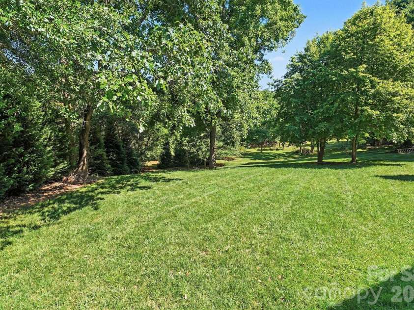 198 Windemere Isle Road, Statesville, NC 28677.  MLS# CAR4390033, YatesRealty ID 28425. 