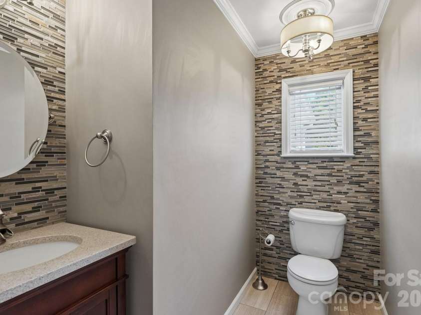 3113 Wild Lark Court, Charlotte, NC 28210.  MLS# CAR4386069, YatesRealty ID 28426. 