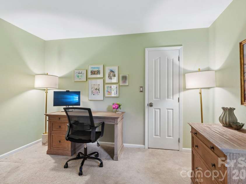 3113 Wild Lark Court, Charlotte, NC 28210.  MLS# CAR4386069, YatesRealty ID 28426. 